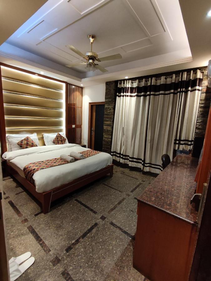 Stay @ 203 Noida Exteriér fotografie