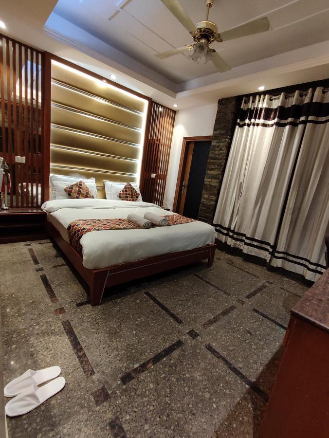 Stay @ 203 Noida Exteriér fotografie