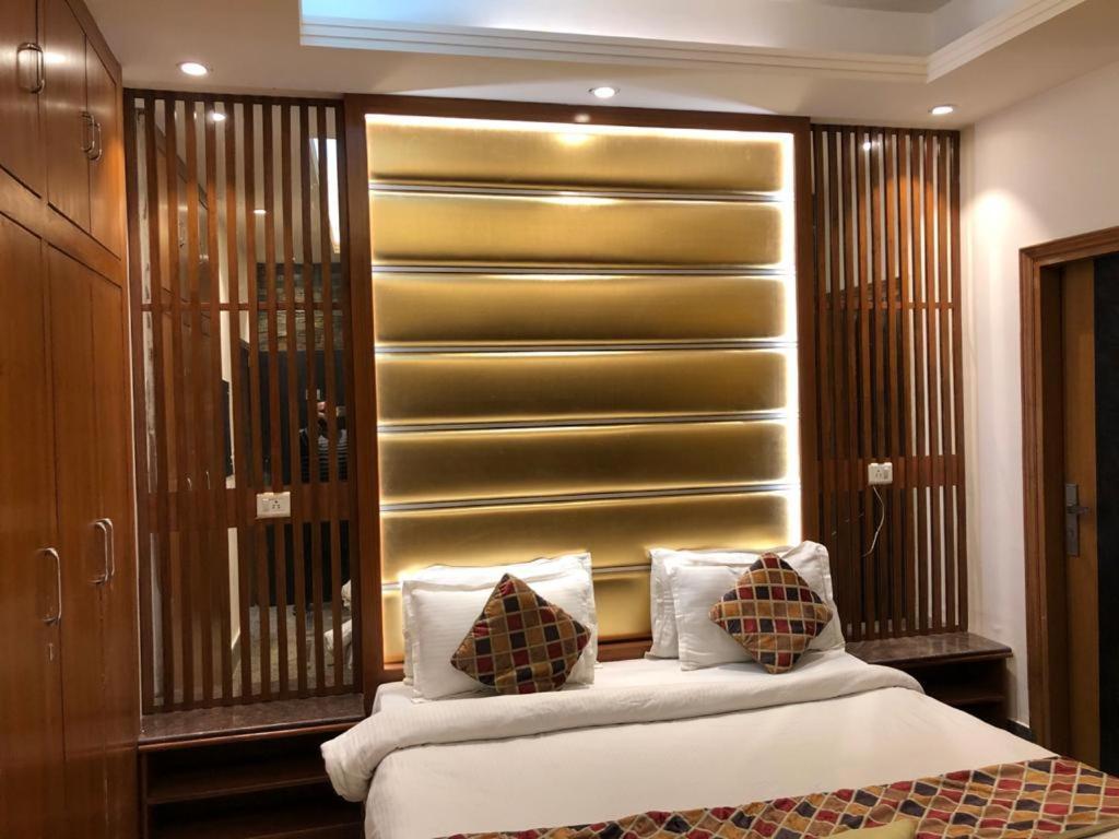Stay @ 203 Noida Exteriér fotografie